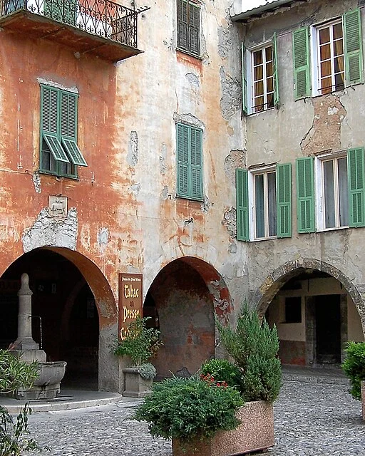 Le village de Sospel au bord de la Bévéra, Alpes-Maritimes